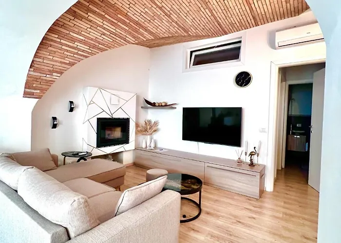 L\'Arco Sul Lago • Gold Apartment